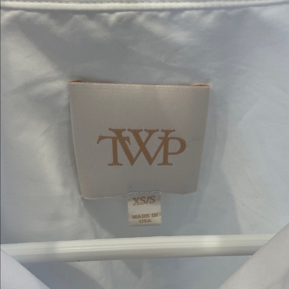A Beautiful Cotton Blouse by TWP - Picture 2 of 4